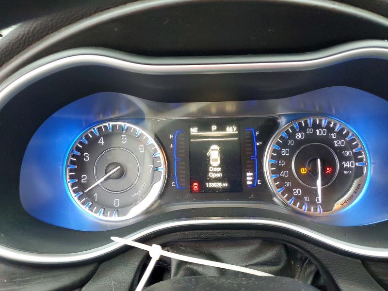 2015 Chrysler 200 მანქანა იყიდება აუქციონზე, vin: 1C3CCCAB0FN669181, აუქციონის ნომერი: 54234336