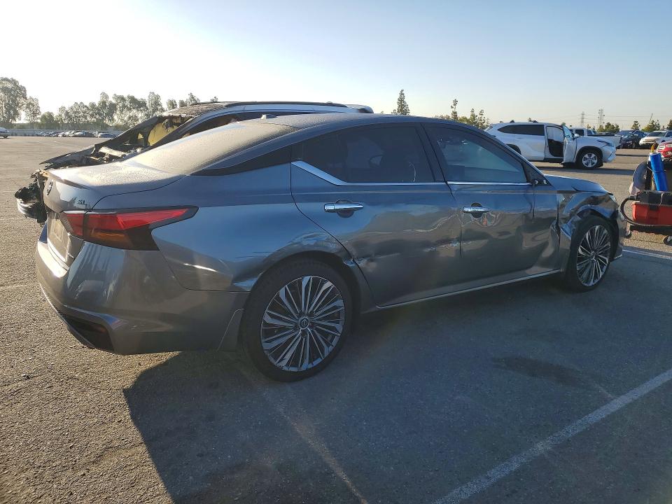 Продажа на аукционе авто 2023 Nissan Altima, vin: 1N4BL4EWXPN325357, номер лота: 52529956