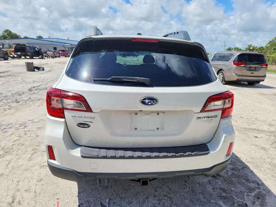54111896 :رقم المزاد ، 4S4BSANC5F3237940 vin ، 2015 Subaru Outback مزاد بيع