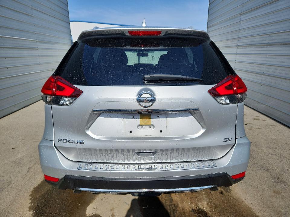 Продаж на аукціоні авто 2017 Nissan Rogue, vin: JN8AT2MT1HW394133, номер лоту: 53639006