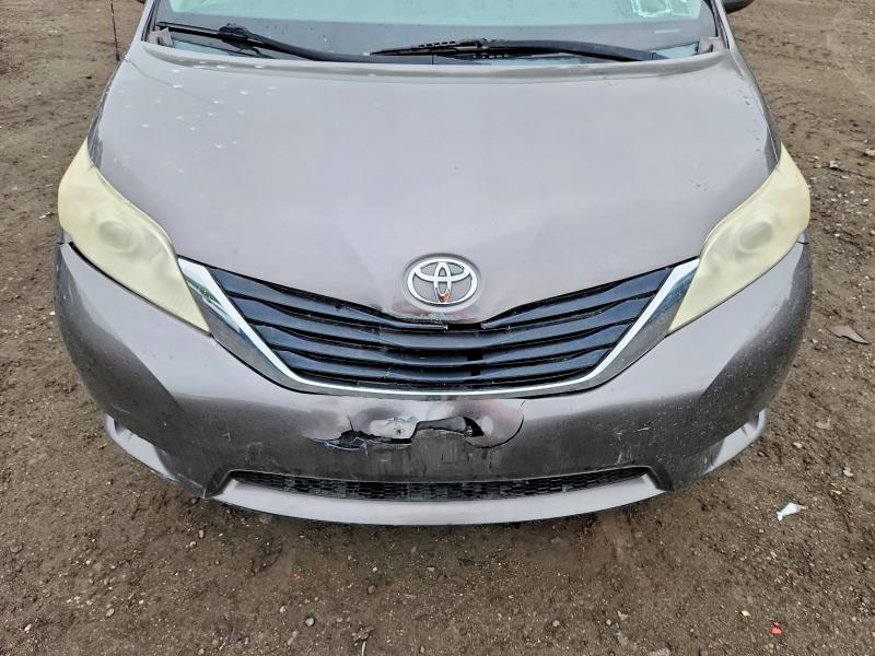 2012 Toyota Sienna მანქანა იყიდება აუქციონზე, vin: 5TDKK3DC4CS217870, აუქციონის ნომერი: 53376236