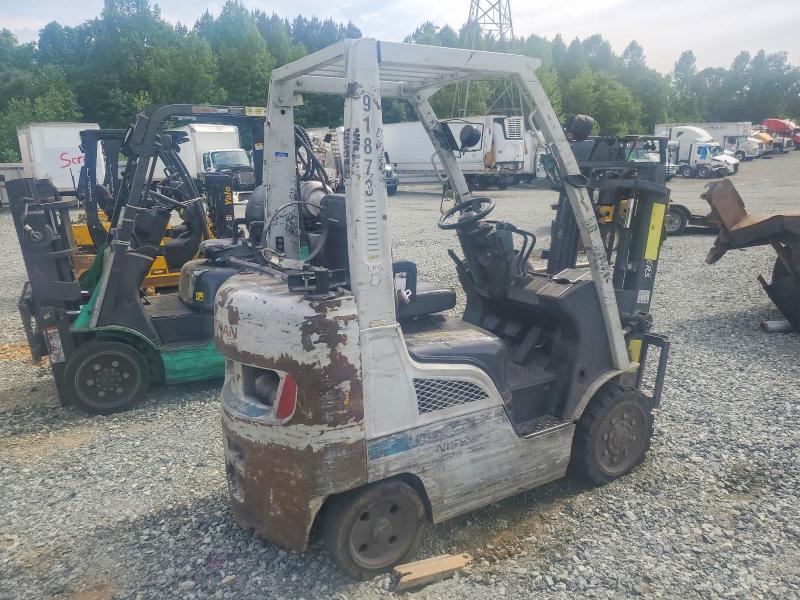 52060746 :رقم المزاد ، CP1F29W7979 vin ، 2015 Nissan Forklift مزاد بيع