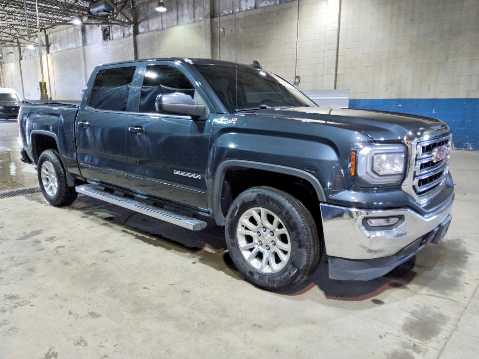 52035706 :رقم المزاد ، 3GTU2MEC6JG345990 vin ، 2018 Gmc Sierra مزاد بيع