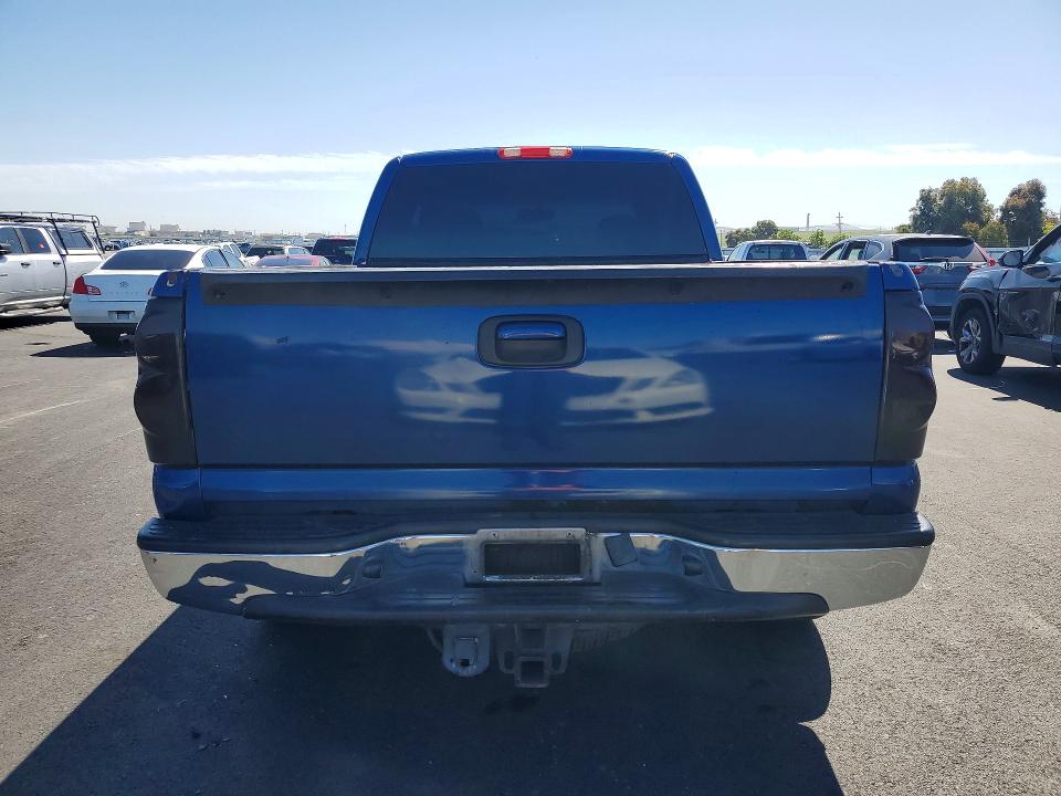 Продажа на аукционе авто 2004 Gmc New Sierra, vin: 2GTEC19T141373364, номер лота: 52932346