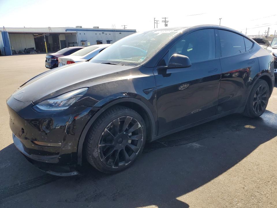 Продажа на аукционе авто 2022 Tesla Model Y, vin: 7SAYGDEE5NF316127, номер лота: 53960906