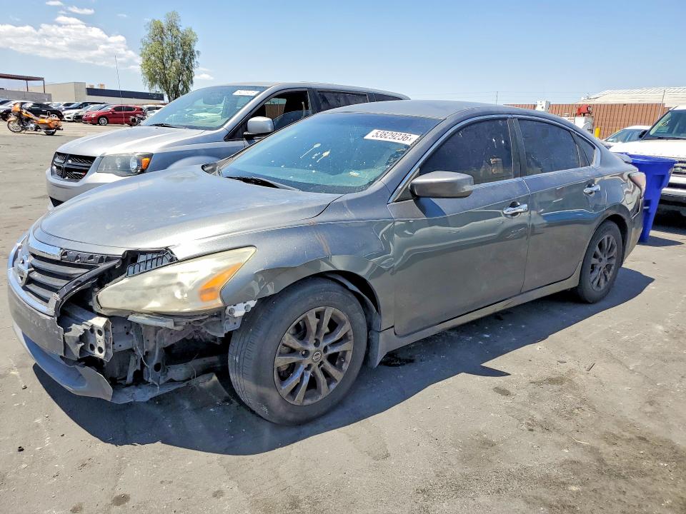 Продажа на аукционе авто 2015 Nissan Altima, vin: 1N4AL3AP0FN906725, номер лота: 53829236