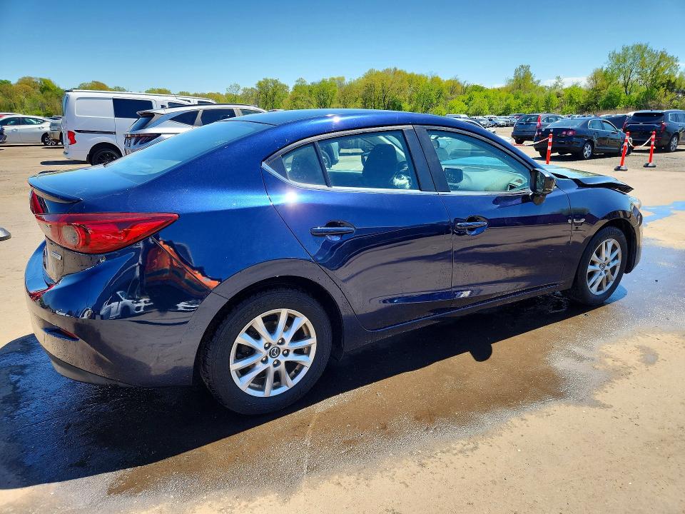 2017 Mazda 3 მანქანა იყიდება აუქციონზე, vin: 3MZBN1U71HM131788, აუქციონის ნომერი: 52460146
