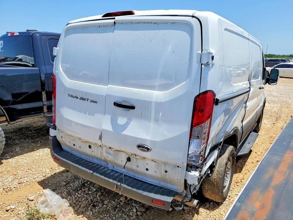 55388506 :رقم المزاد ، 1FTBR1Y83PKC05955 vin ، 2023 Ford Transit مزاد بيع