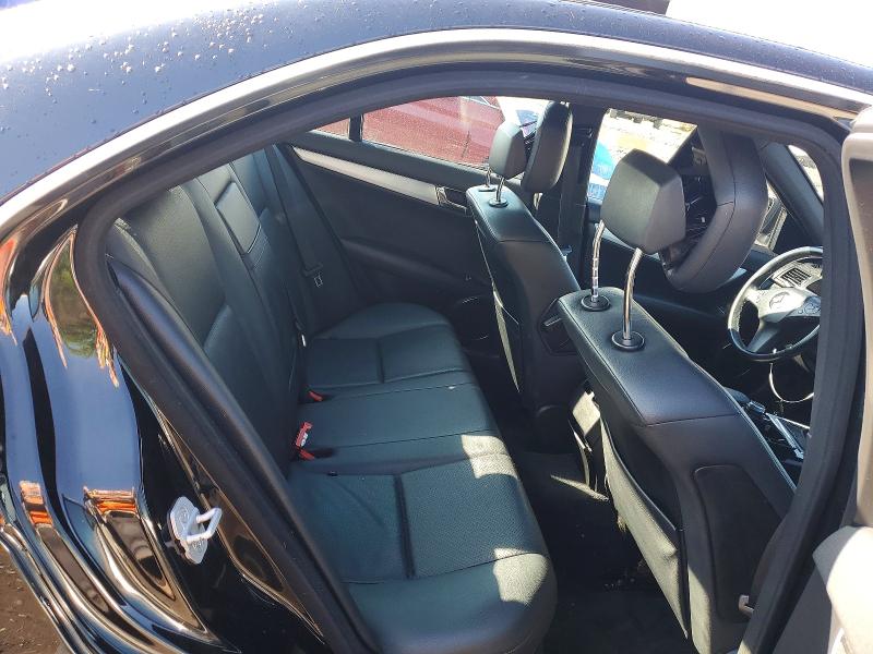 49391126 :رقم المزاد ، WDDGF81X58F062421 vin ، 2008 Mercedes-benz C مزاد بيع