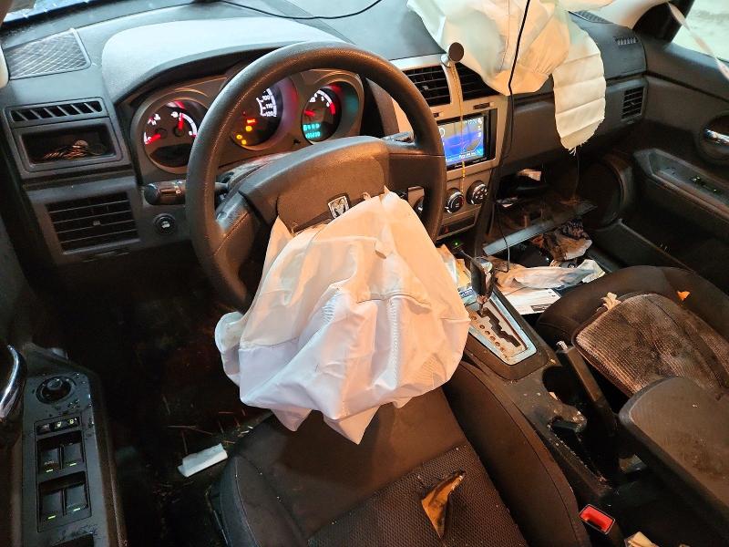 52887406 :رقم المزاد ، 1B3CC4FB3AN230562 vin ، 2010 Dodge Avenger مزاد بيع
