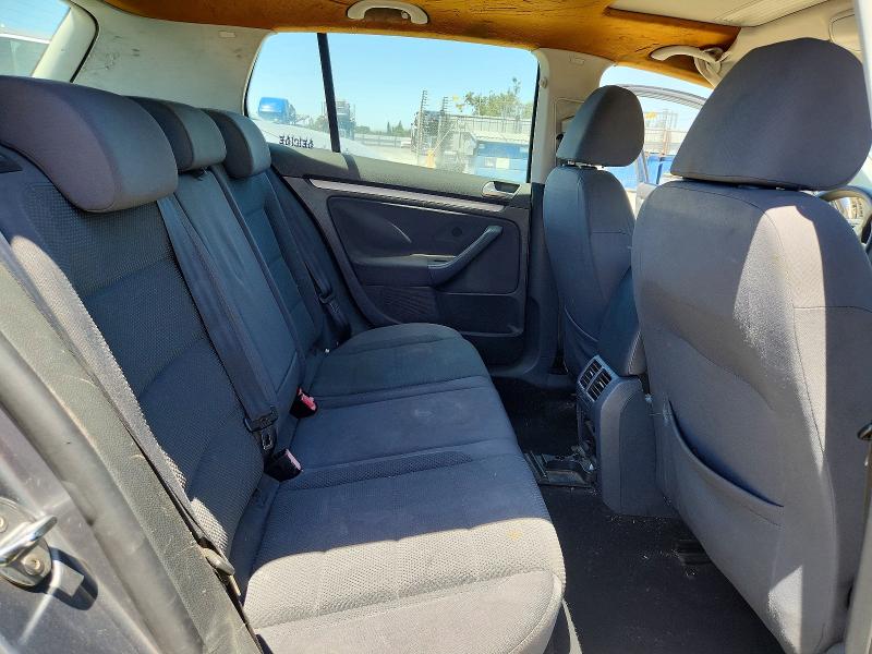 54702456 :رقم المزاد ، WVWDB71K88W244296 vin ، 2008 Volkswagen Rabbit مزاد بيع