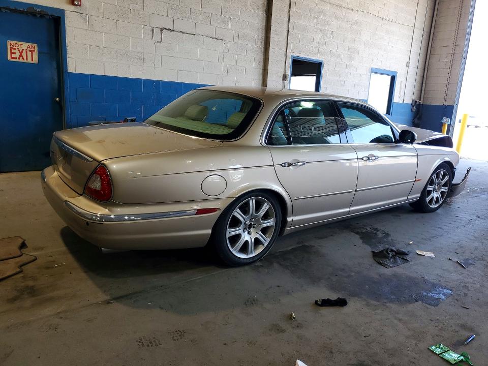 2004 Jaguar Xj8 მანქანა იყიდება აუქციონზე, vin: SAJWA71C74SG29780, აუქციონის ნომერი: 52430766
