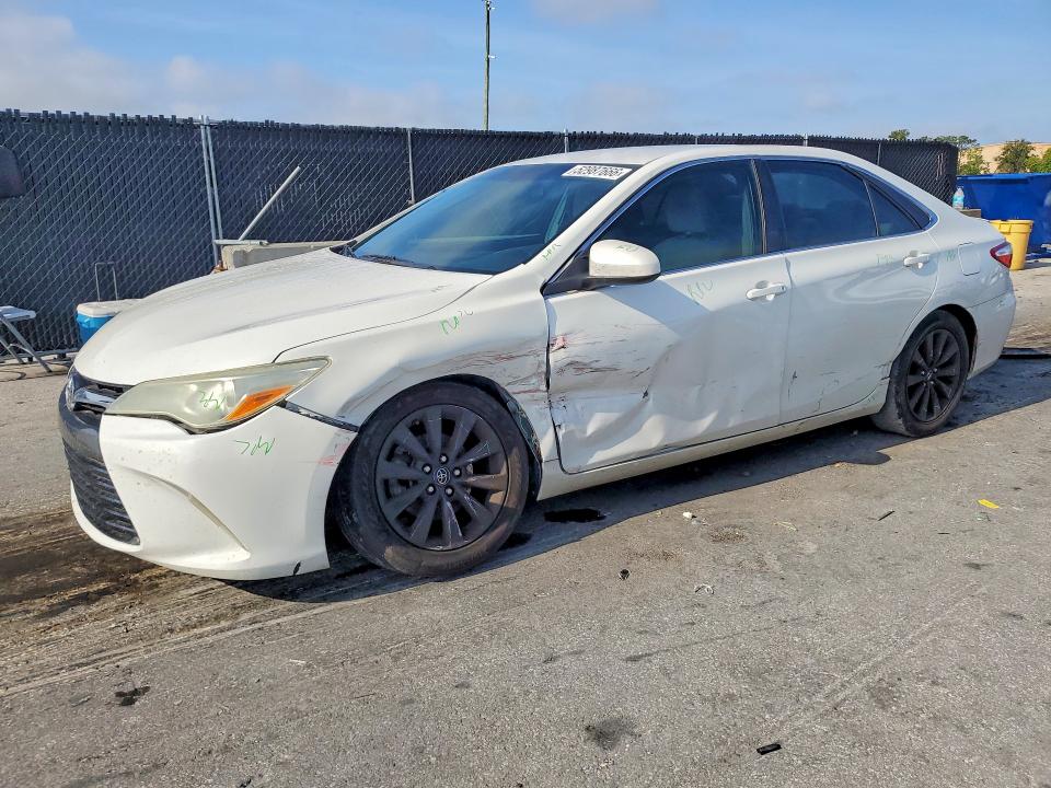 Продаж на аукціоні авто 2016 Toyota Camry, vin: 4T1BF1FKXGU121350, номер лоту: 52987666