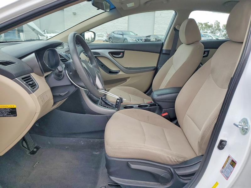 2015 Hyundai Elantra მანქანა იყიდება აუქციონზე, vin: 5NPDH4AE2FH561520, აუქციონის ნომერი: 52192196