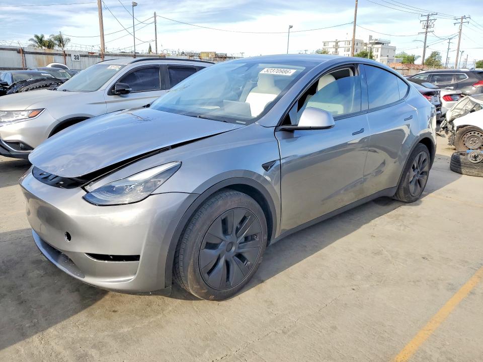 52370986 :رقم المزاد ، 7SAYGDED4SF221268 vin ، 2025 Tesla Model Y مزاد بيع