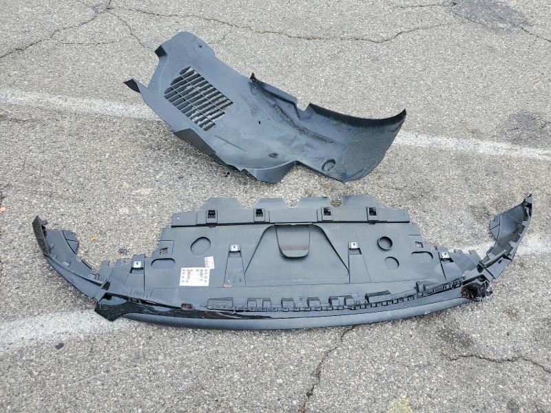 2026 Land Rover Range Rover Velar მანქანა იყიდება აუქციონზე, vin: SALYL2EX3TA822665, აუქციონის ნომერი: 53664836