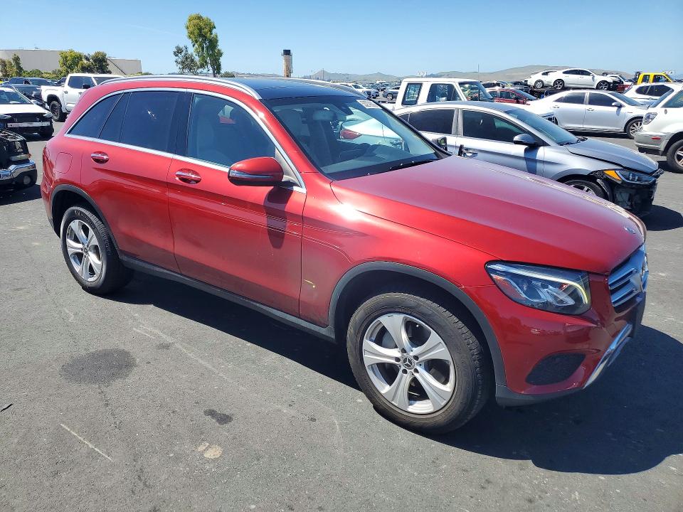 53279686 :رقم المزاد ، WDC0G4KBXJV070265 vin ، 2018 Mercedes-benz Glc مزاد بيع