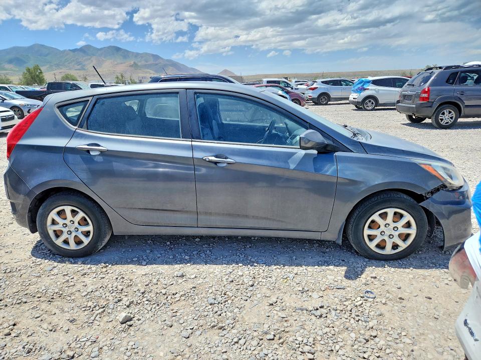 2012 Hyundai Accent მანქანა იყიდება აუქციონზე, vin: KMHCT5AEXCU056807, აუქციონის ნომერი: 55461686