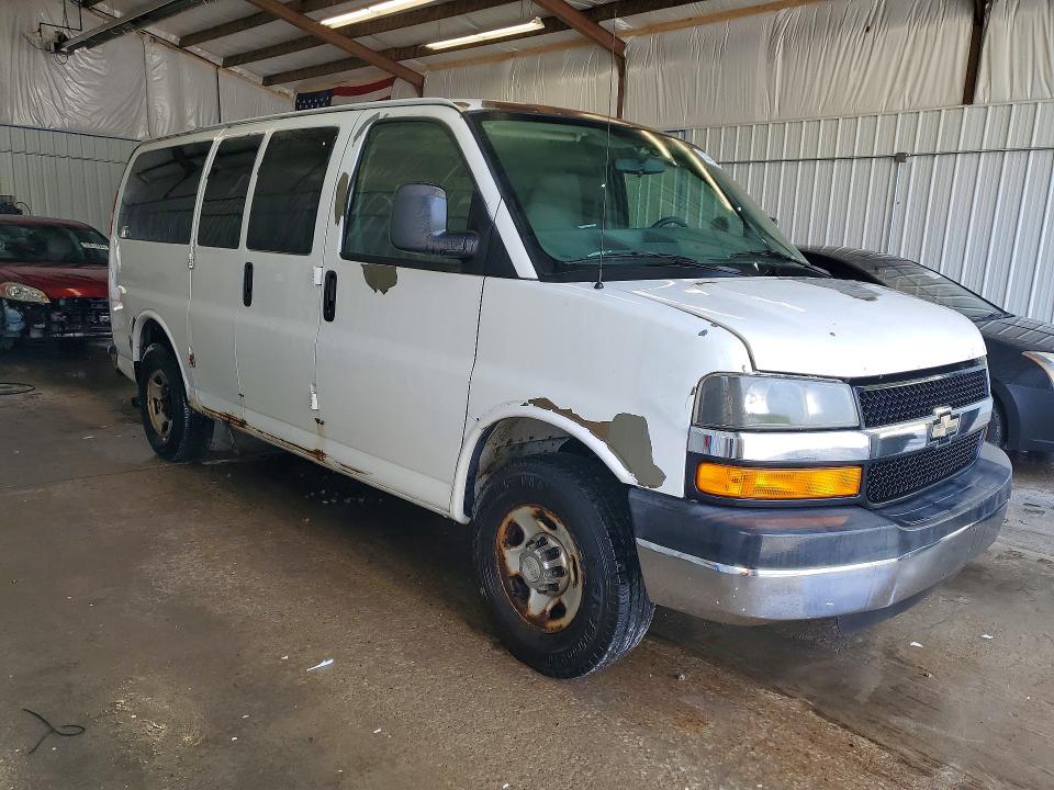 Продаж на аукціоні авто 2010 Chevrolet Express G2500, vin: 1GBZGRDG3A1105954, номер лоту: 52343216