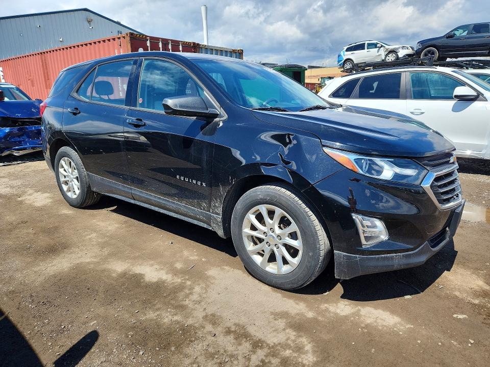 Продаж на аукціоні авто 2018 Chevrolet Equinox, vin: 2GNAXHEV0J6176243, номер лоту: 51347826