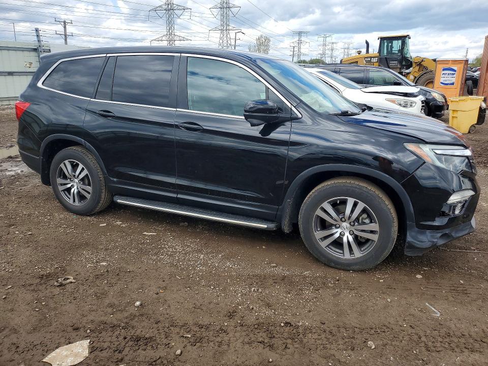 51989096 :رقم المزاد ، 5FNYF5H54HB016522 vin ، 2017 Honda Pilot مزاد بيع