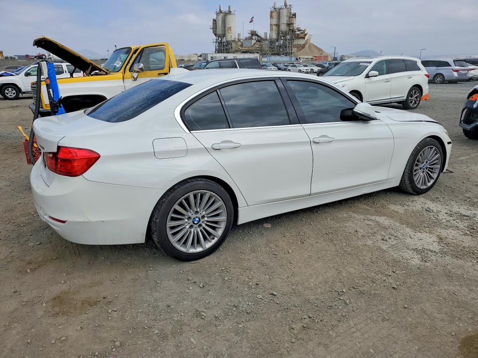 Продаж на аукціоні авто 2012 Bmw 328, vin: WBA3A5G56CNP16933, номер лоту: 53200996