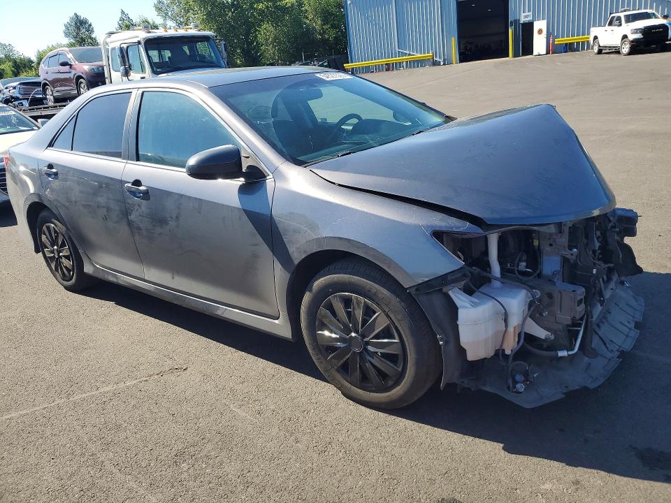 54527526 :رقم المزاد ، 4T1BF1FK4DU283101 vin ، 2013 Toyota Camry مزاد بيع