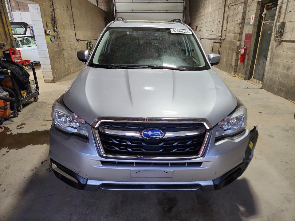 Продажа на аукционе авто 2017 Subaru Forester, vin: JF2SJAGC8HH576235, номер лота: 52648396