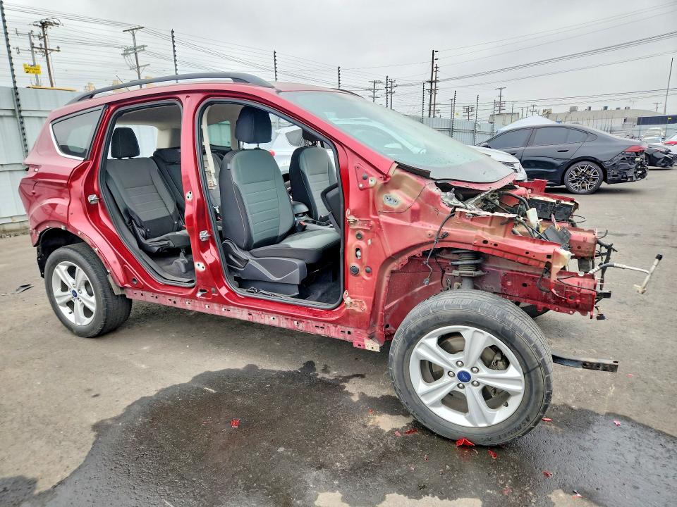Продажа на аукционе авто 2016 Ford Escape, vin: 1FMCU0GX1GUC38345, номер лота: 52088796