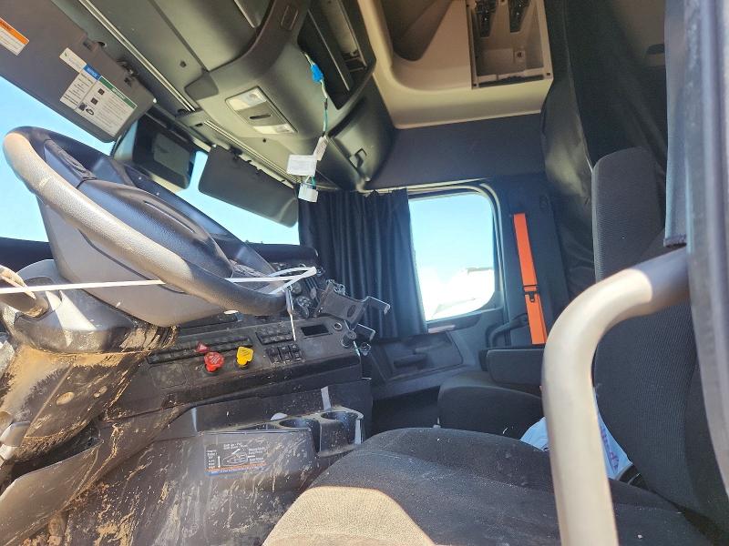 Продажа на аукционе авто 2025 Freightliner Cascadia 126, vin: 3AKJHHDR5SSVP9280, номер лота: 52345466