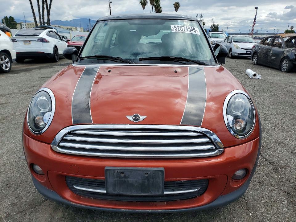 2013 Mini Cooper მანქანა იყიდება აუქციონზე, vin: WMWSU3C5XDT687284, აუქციონის ნომერი: 52574546
