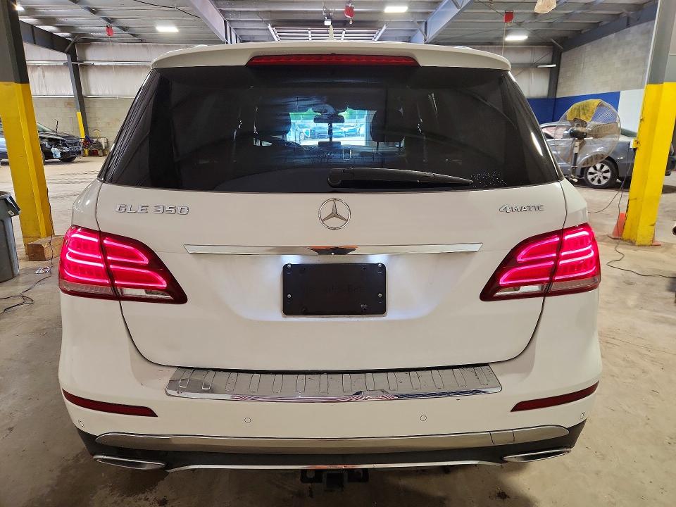 55033476 :رقم المزاد ، 4JGDA5HB9HA935777 vin ، 2017 Mercedes-benz Gle مزاد بيع