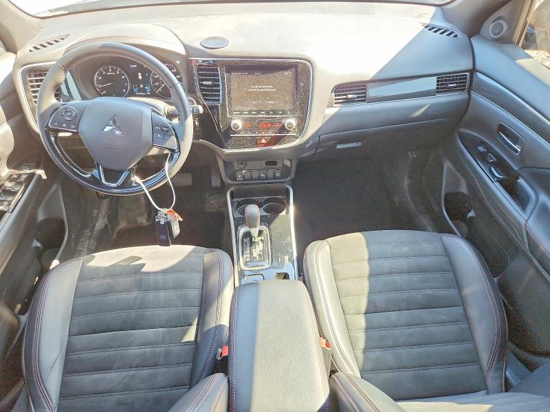 2020 Mitsubishi Outlander მანქანა იყიდება აუქციონზე, vin: JA4AZ3A38LZ027770, აუქციონის ნომერი: 55042706