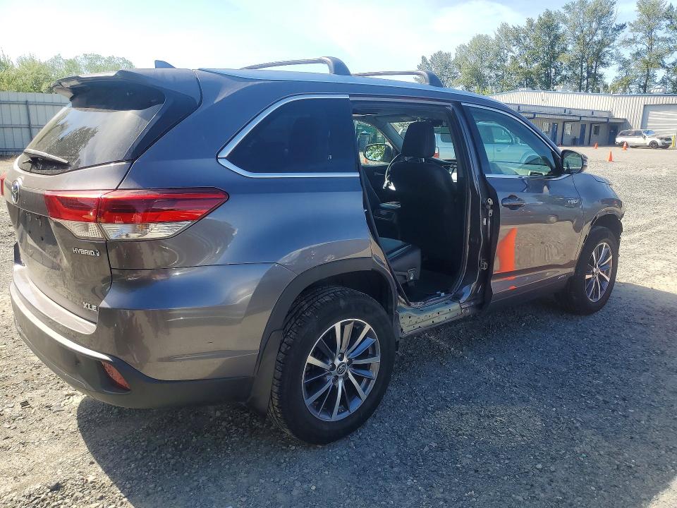 Продажа на аукционе авто 2019 Toyota Highlander Hybrid, vin: 5TDJGRFH7KS053778, номер лота: 54783256