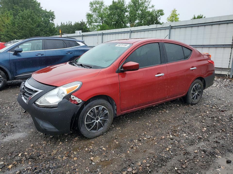 54076156 :رقم المزاد ، 3N1CN7AP2JL800437 vin ، 2018 Nissan Versa مزاد بيع