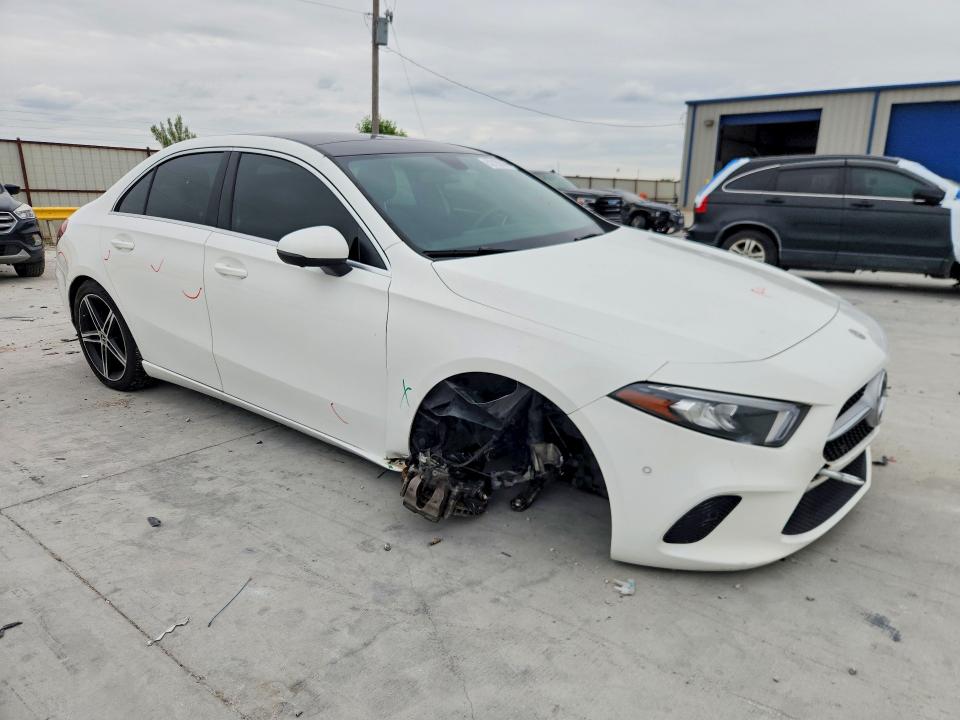 Продажа на аукционе авто 2019 Mercedes-benz A, vin: WDD3G4EBXKW026833, номер лота: 52192366