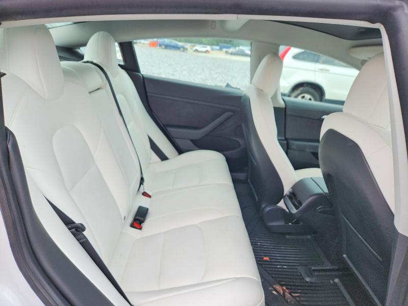 54094466 :رقم المزاد ، 5YJ3E1EC2MF020233 vin ، 2021 Tesla Model 3 مزاد بيع