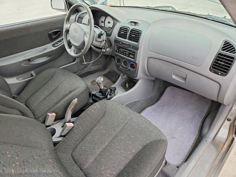 52844316 :رقم المزاد ، KMHCG35C75U322188 vin ، 2005 Hyundai Accent مزاد بيع
