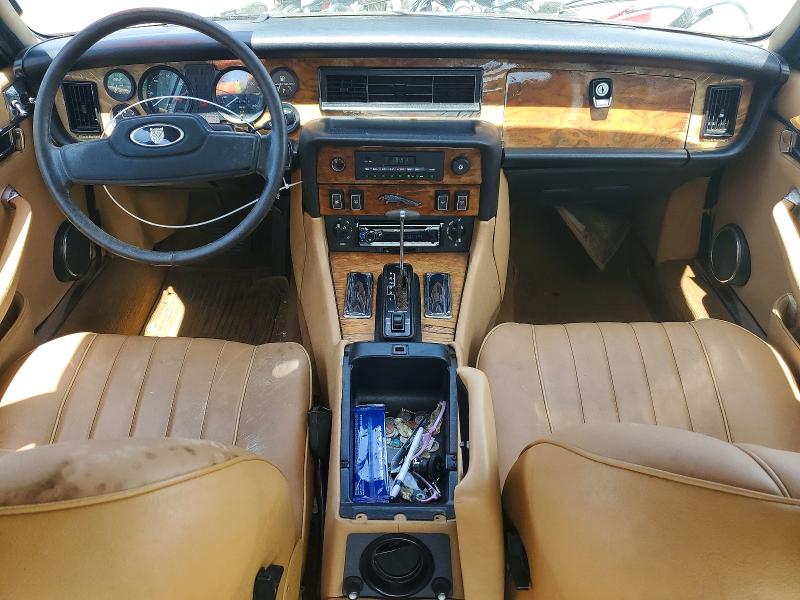 1987 Jaguar Xj6 მანქანა იყიდება აუქციონზე, vin: SAJAV1344HC473003, აუქციონის ნომერი: 54355856