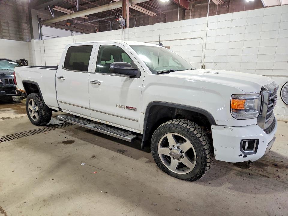 52832646 :رقم المزاد ، 1GT12TE82GF162900 vin ، 2016 Gmc Sierra مزاد بيع