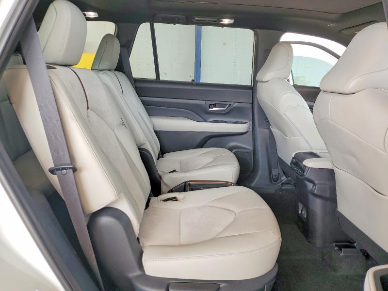 2025 Toyota Grand Highlander Hybrid მანქანა იყიდება აუქციონზე, vin: 5TDADAB50SS021308, აუქციონის ნომერი: 53910386