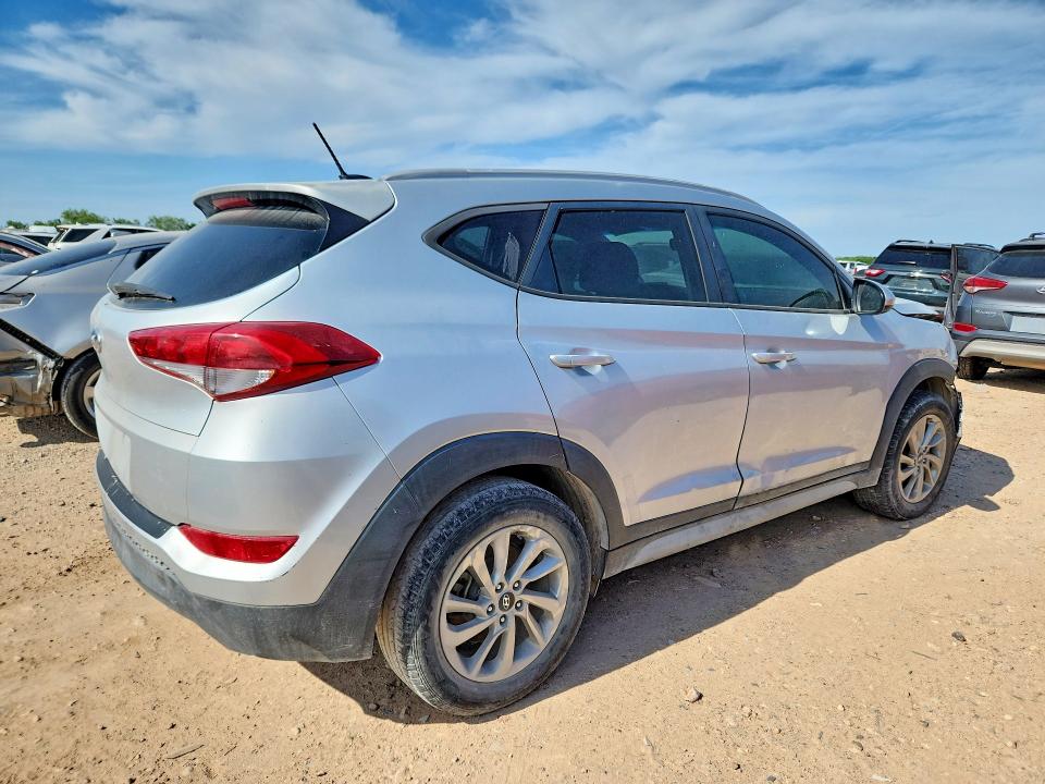 54109396 :رقم المزاد ، KM8J33A49HU452351 vin ، 2017 Hyundai Tucson مزاد بيع