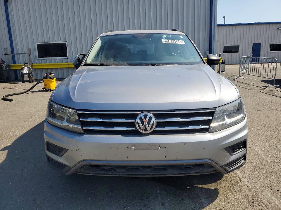 Продажа на аукционе авто 2021 Volkswagen Tiguan, vin: 3VV2B7AX7MM014117, номер лота: 52765486