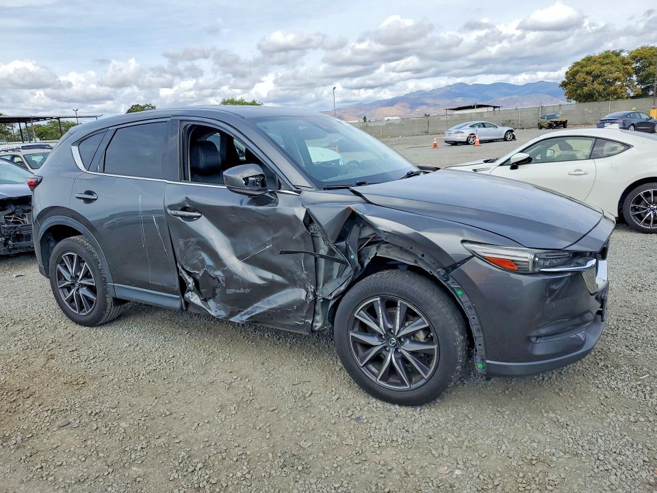 Продажа на аукционе авто 2018 Mazda Cx-5, vin: JM3KFBDMXJ0385107, номер лота: 51115396