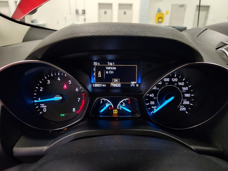 2018 Ford Escape მანქანა იყიდება აუქციონზე, vin: 1FMCU0HD4JUD23837, აუქციონის ნომერი: 55247136