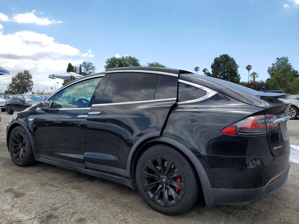 2016 Tesla Model X მანქანა იყიდება აუქციონზე, vin: 5YJXCBE27GF008717, აუქციონის ნომერი: 54846556