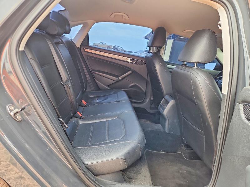 Продаж на аукціоні авто 2017 Volkswagen Passat, vin: 1VWDT7A3XHC016188, номер лоту: 52223116