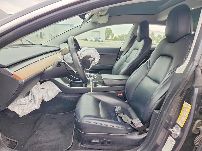 2018 Tesla Model 3 მანქანა იყიდება აუქციონზე, vin: 5YJ3E1EA6JF101701, აუქციონის ნომერი: 54489226