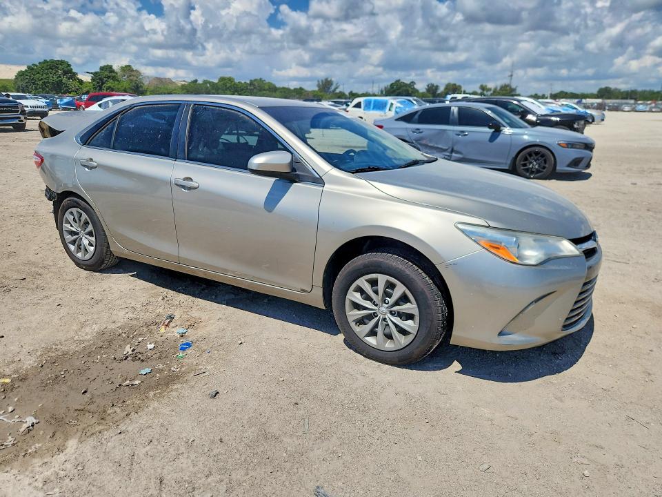 Aukcja sprzedaży 2017 Toyota Camry, vin: 4T1BF1FK3HU403833, numer aukcji: 53660876