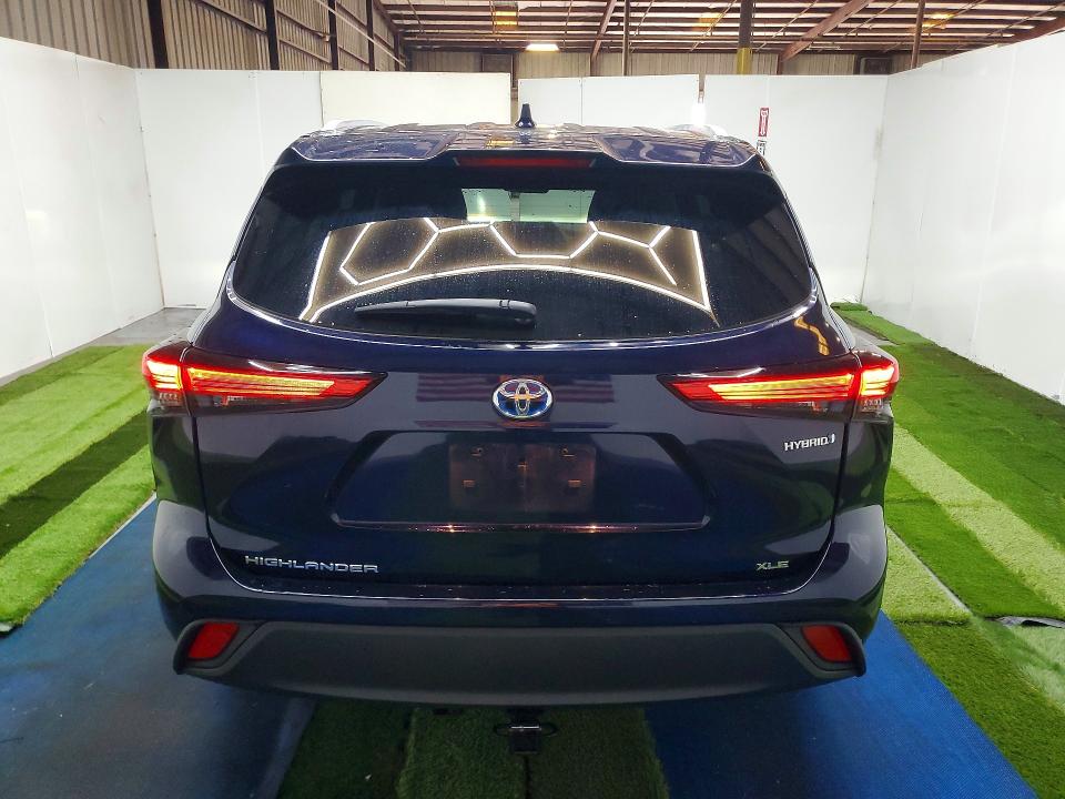 2023 Toyota Highlander Hybrid მანქანა იყიდება აუქციონზე, vin: 5TDKBRCH9PS126003, აუქციონის ნომერი: 52391866